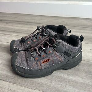 KEEN Kids' Charcoal Outdoor Shoes